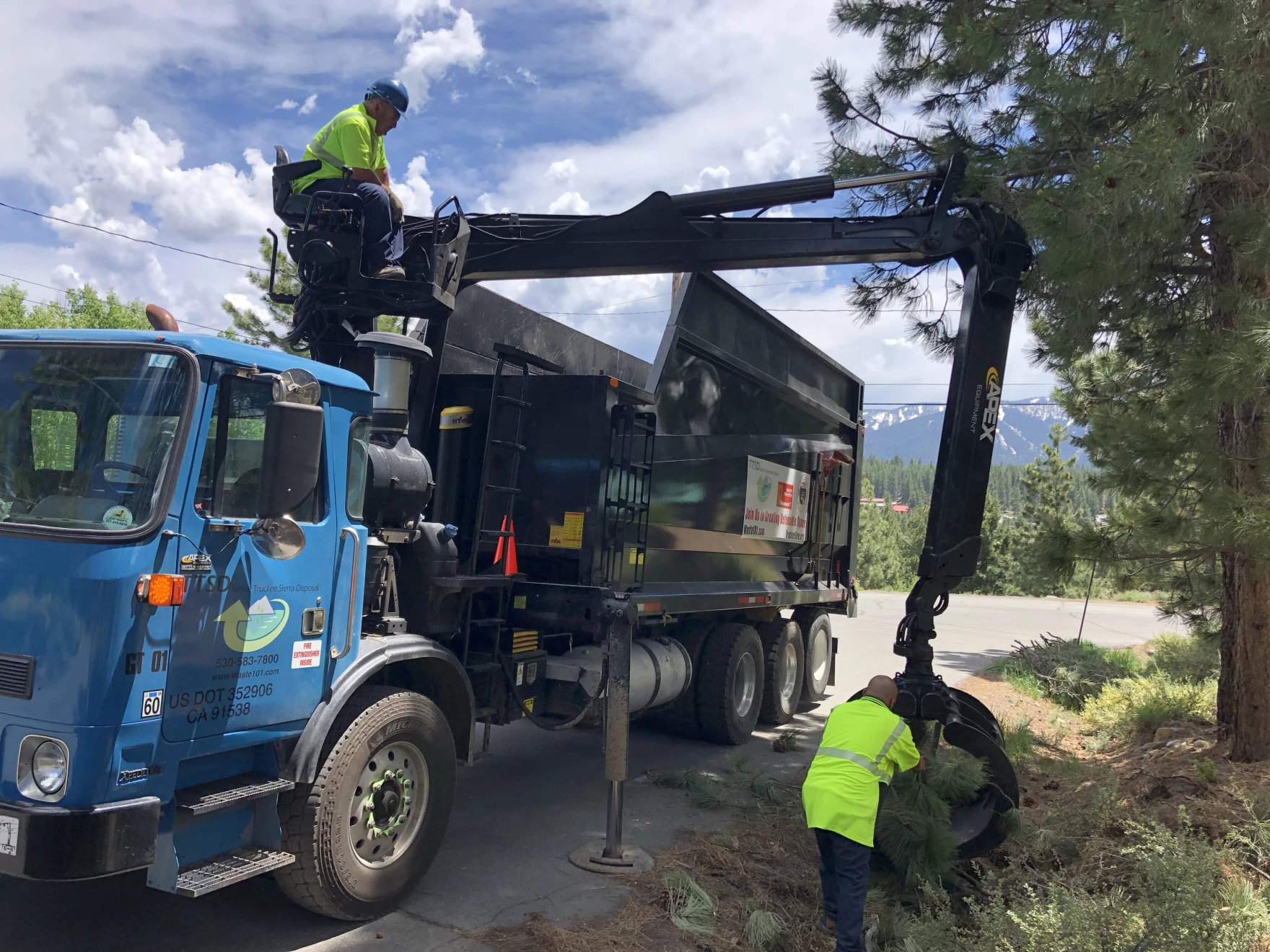 Truckee Fire's green waste removal program offers free roadside pickup of branches and other green waste. Truckee residents can submit their pick-up requests online.