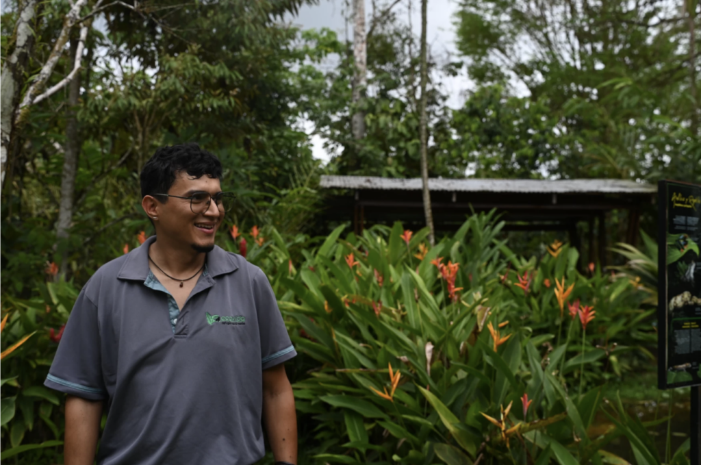 Randall Montoya Solano, a biologist at Refugio Lapa Verde